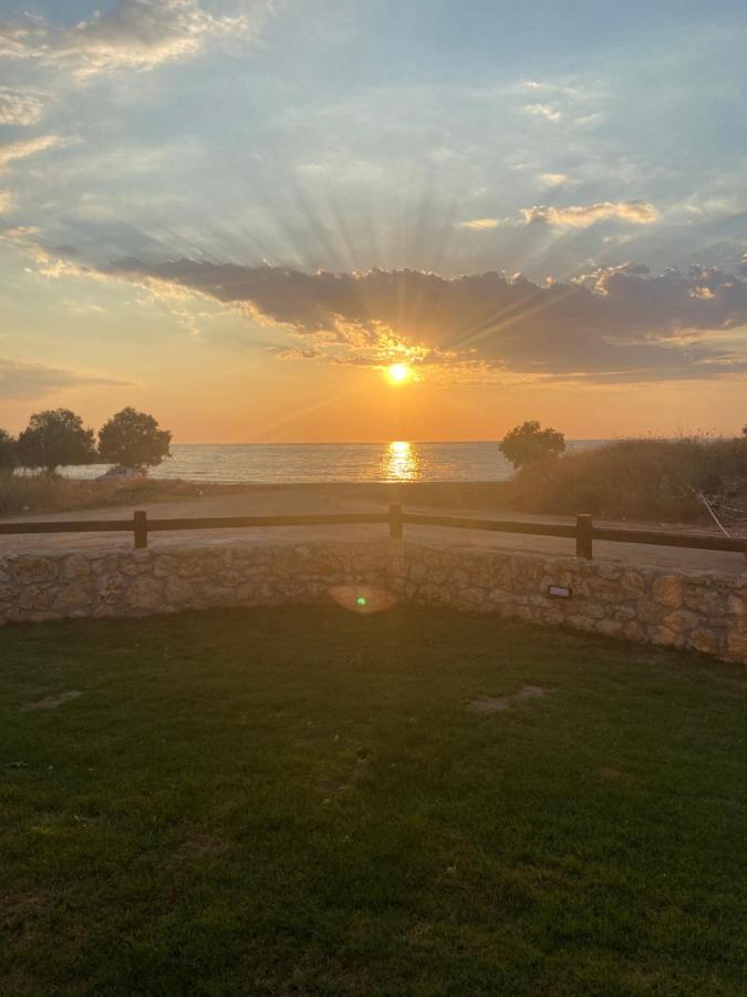 Villa Olivomare Kyparissia Esterno foto